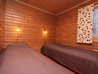 http://www.ecotour-spb.ru/usr/templates/images/icon_Hukka7_f_bedroom2.jpg