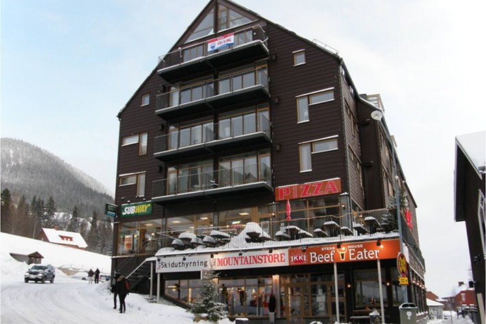 http://www.skistar.com/en/online-booking/accommodation/Image/Get?imageId=22239&imageSize=Wide