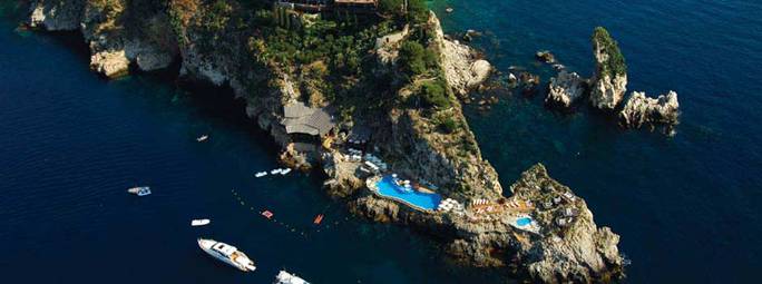 http://ru.atahotels.it/media/strutture/capotaormina/940x350/panoramiche/capo%20taormina_hotel_taormina.jpg