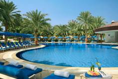 http://www.dubai-holiday-dreams.com/fileadmin/hotels/sheraton_jumeira_beach_dubai/Swimming-Pool.jpg
