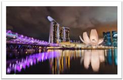 Описание: Marina-Bay-Sands-Hotel-at-Night-Singapore1.jpg
